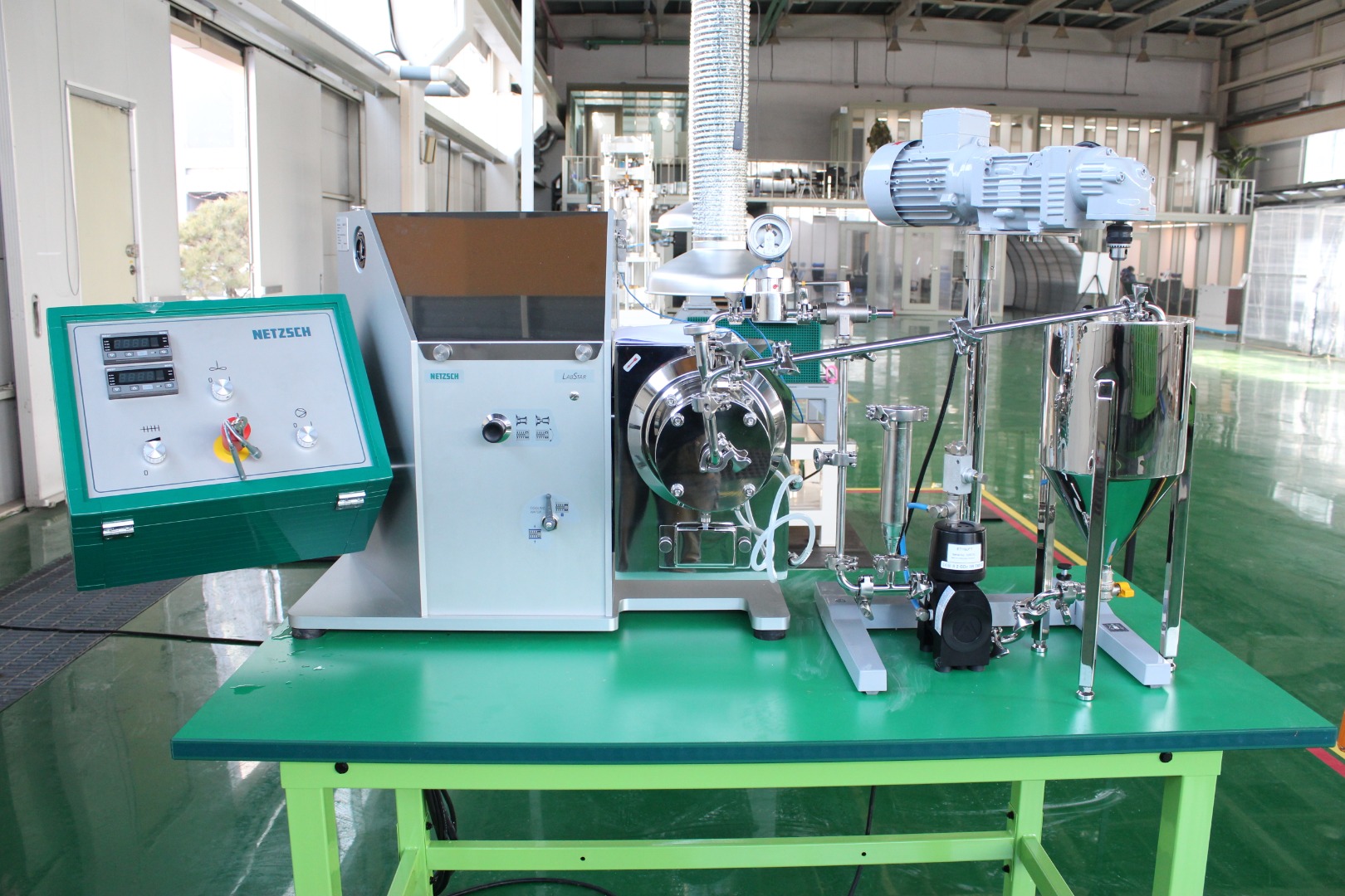 습식나노파쇄장치(Bead mill) 장비 사진