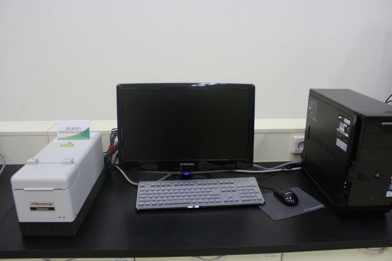 나노 입도분석기(Particle Size Analyzer) 장비 사진